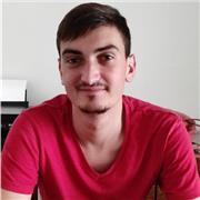 Soy un profesor de 22 años muy motivado por enseñar todo tipo de materias.